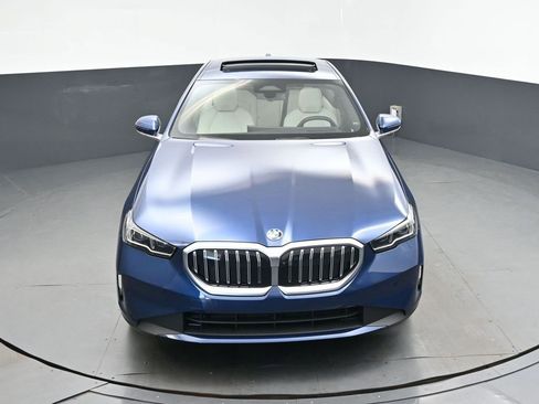 New 2026 BMW 530i w/ Premium Package RWD image 37