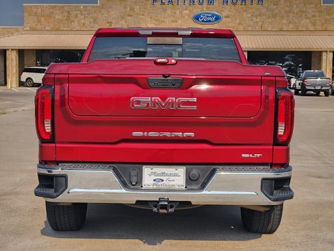 Used 2019 GMC Sierra 1500 SLT RWD image 8