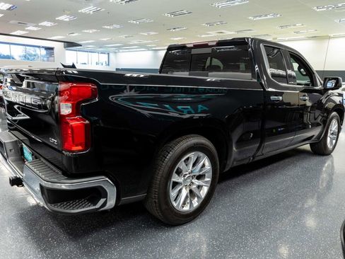 Used 2019 Chevrolet Silverado 1500 LTZ w/ LTZ Plus Package image 6