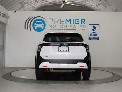 Used 2025 Nissan Kicks S FWD image 5