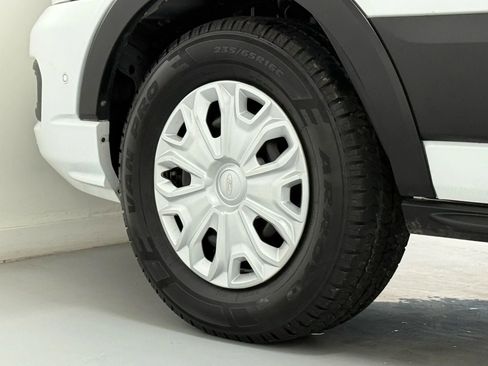 Used 2021 Ford Transit 350 XLT image 38