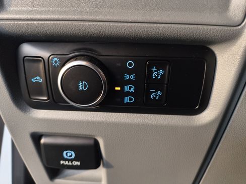 Used 2023 Ford F150 XLT image 14