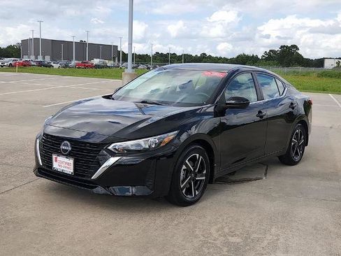 Certified 2024 Nissan Sentra SV w/ All-Weather Package FWD image 3