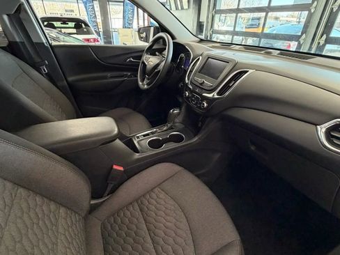 Used 2021 Chevrolet Equinox LT image 14