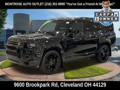 Certified 2025 Land Rover Defender 130 V8 AWD/4WD image 3