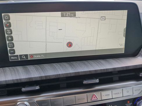 Certified 2025 Kia Telluride EX image 20