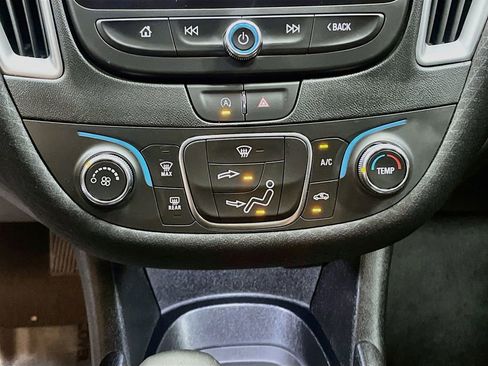 Used 2025 Chevrolet Malibu RS w/ LPO, Floor Liner Package FWD image 15