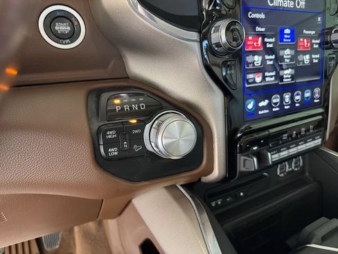 Used 2019 RAM 2500 Laramie AWD/4WD image 21