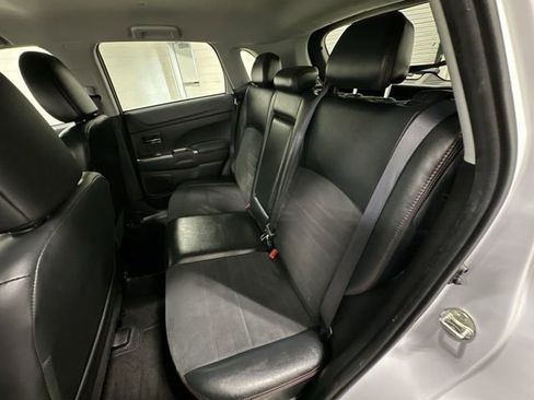 Used 2024 Mitsubishi Outlander Sport SE AWD/4WD image 20