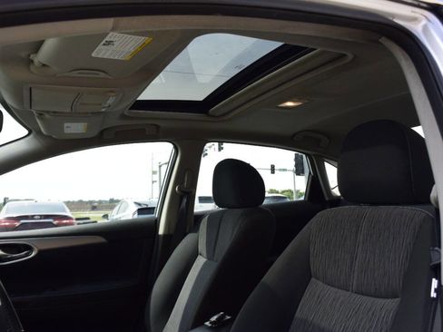 Used 2015 Nissan Sentra SV w/ Style Package image 14