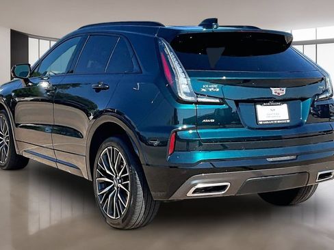 Used 2025 Cadillac XT4 Sport AWD/4WD image 12