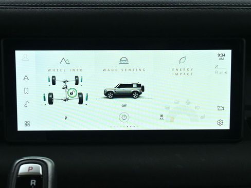 Used 2023 Land Rover Defender 110 X-Dynamic SE image 34