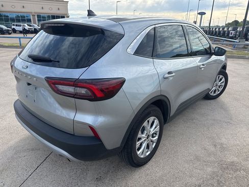 Used 2024 Ford Escape Active image 11