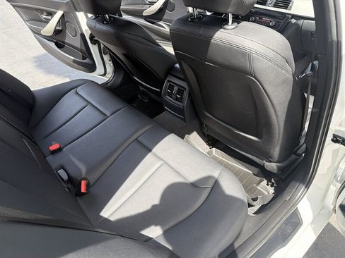 Used 2014 BMW 320i Sedan RWD image 20