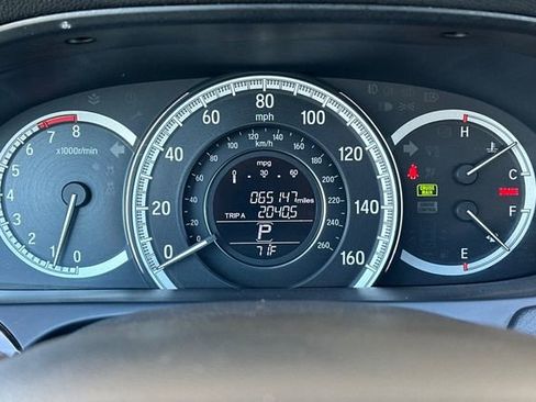 Used 2017 Honda Accord EX-L image 27