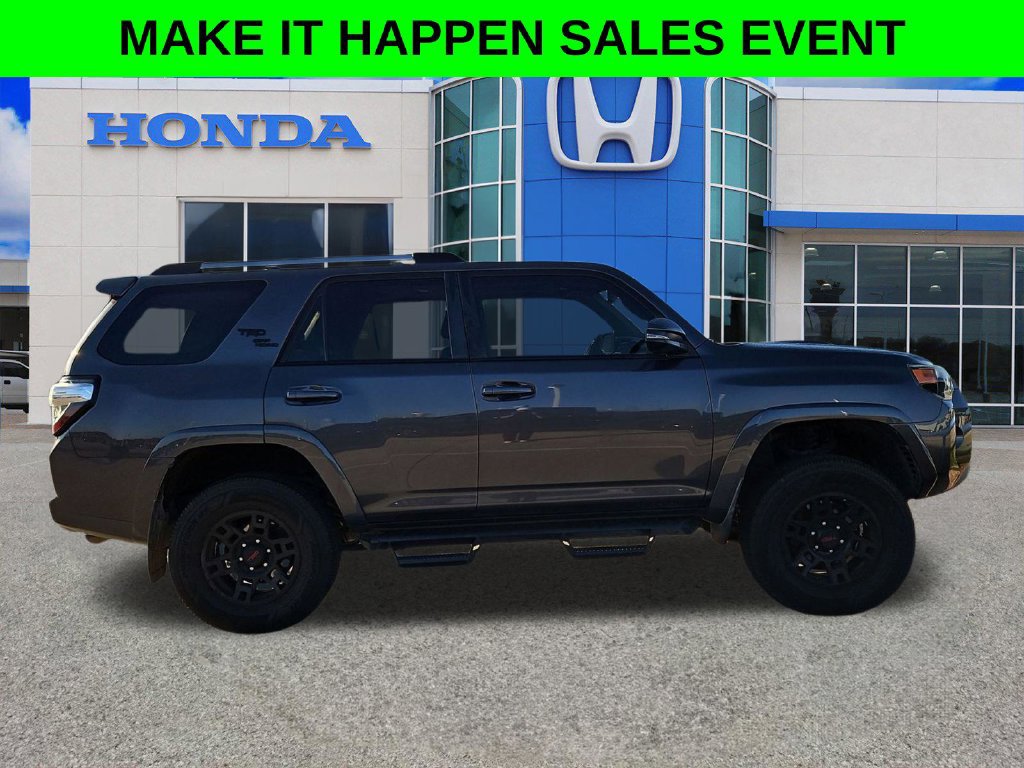 Used 2018 Toyota 4Runner TRD Off-Road Premium w/ Wilderness Package AWD/4WD image 17