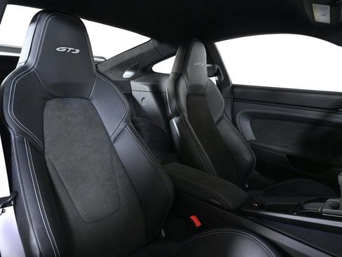 Certified 2022 Porsche 911 GT3 image 18