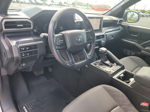 Certified 2025 Toyota Tacoma SR5 RWD image 19
