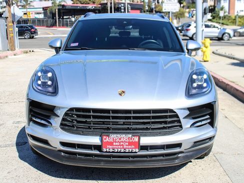Used 2020 Porsche Macan AWD/4WD image 9