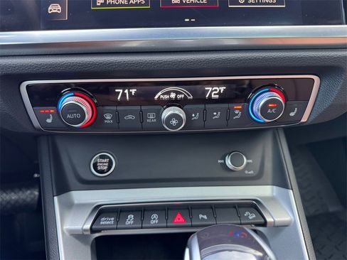 Used 2022 Audi Q3 2.0T Premium Plus image 16