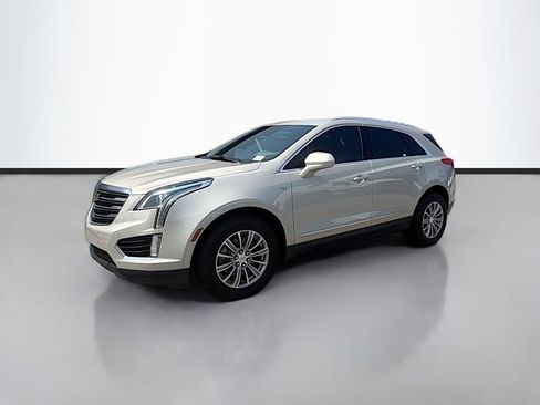 Used 2017 Cadillac XT5 Luxury w/ Driver Awareness Package FWD image 1