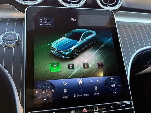 Used 2025 Mercedes-Benz C 300 Sedan image 10