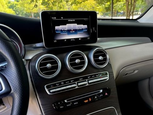 Used 2018 Mercedes-Benz GLC 300 image 44