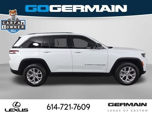 Used 2022 Jeep Grand Cherokee Limited image 7
