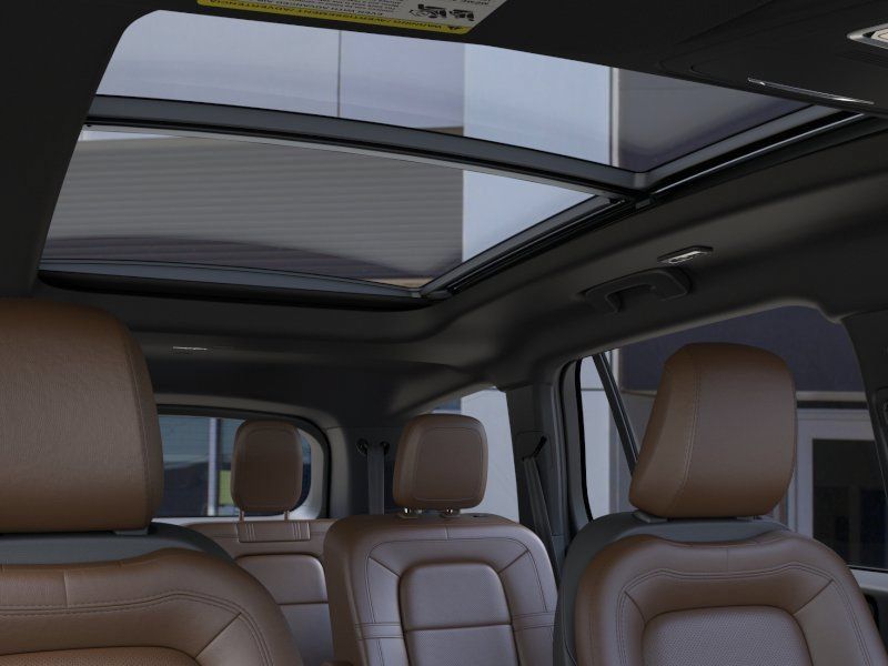 New 2026 Lincoln Aviator Reserve w/ Illumination Package RWD image 22