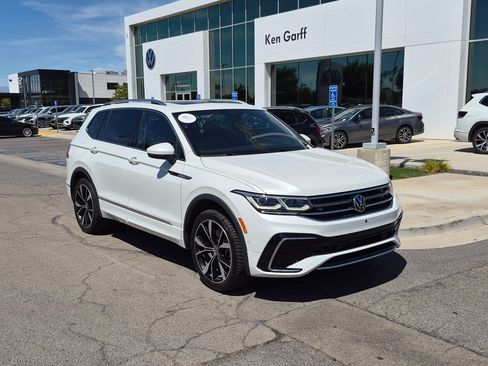 Used 2023 Volkswagen Tiguan SEL R-Line AWD/4WD image 1