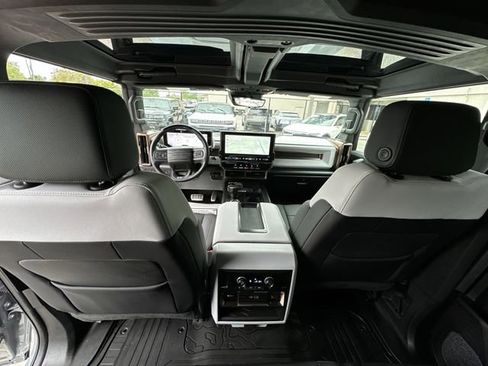Certified 2025 GMC Hummer EV 2X w/ LPO, Sport Package image 32