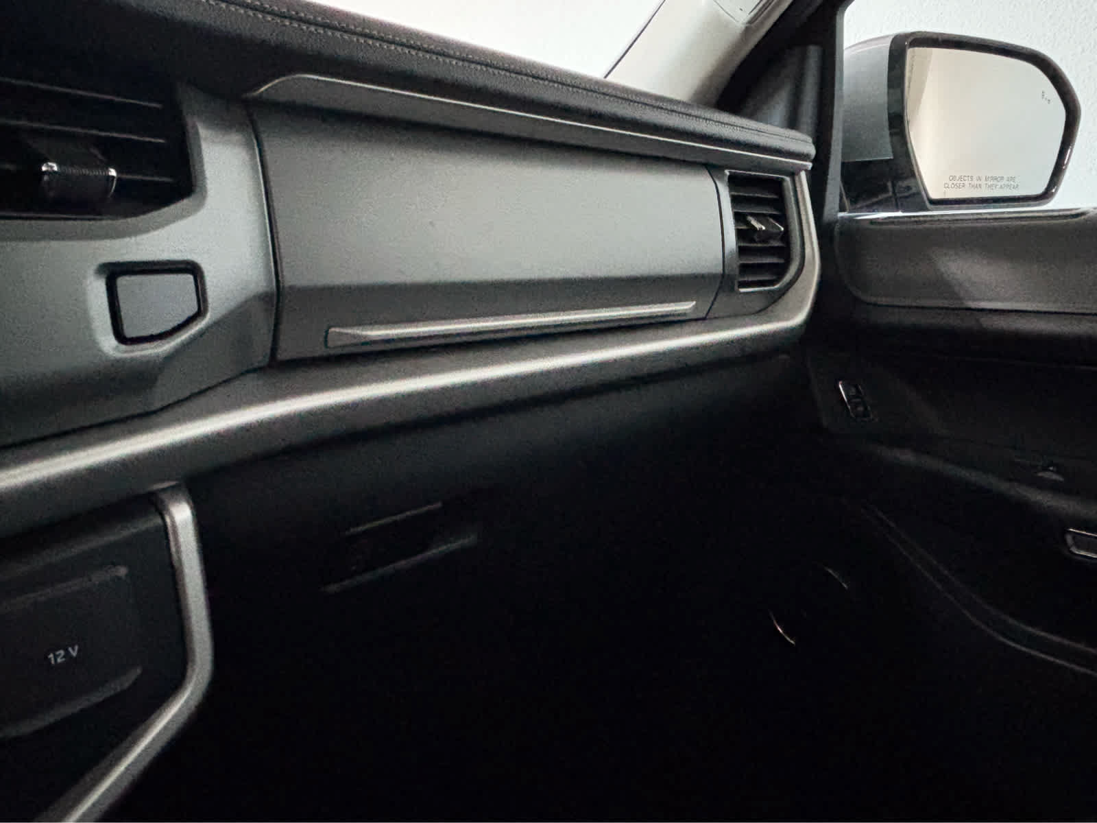 Used 2024 Ford Expedition XLT AWD/4WD image 25