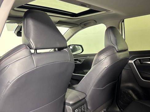 New 2026 Kia Carnival EX FWD image 27
