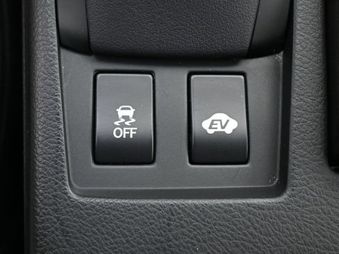 Used 2013 Lexus RX 450h AWD w/ Navigation Pkg image 28