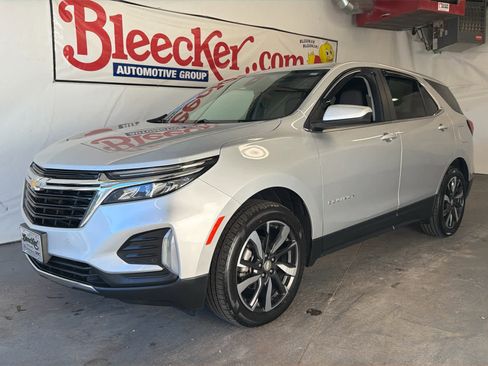 Certified 2022 Chevrolet Equinox LT image 3