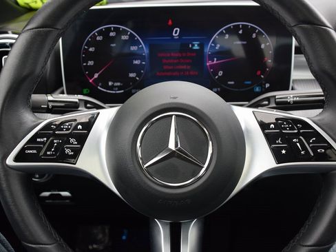 Certified 2025 Mercedes-Benz C 300 Sedan image 24