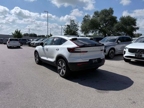 Certified 2023 Volvo C40 P8 Recharge Plus AWD/4WD image 4