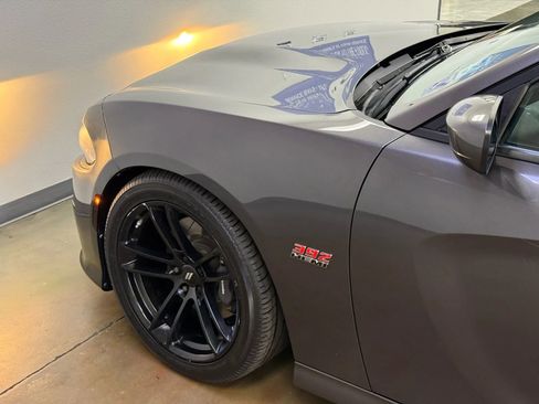 Used 2019 Dodge Charger Scat Pack image 8