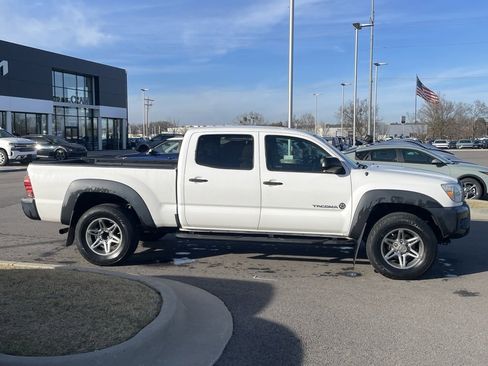 Used 2014 Toyota Tacoma PreRunner image 8
