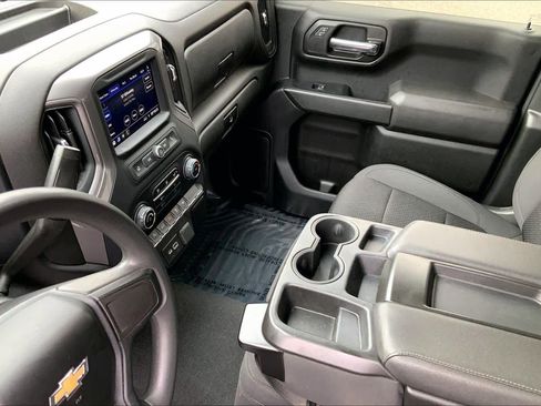 Used 2022 Chevrolet Silverado 1500 Custom image 14