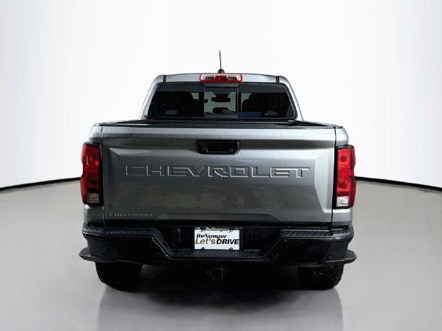 Used 2023 Chevrolet Colorado Trail Boss w/ Technology Package AWD/4WD image 9