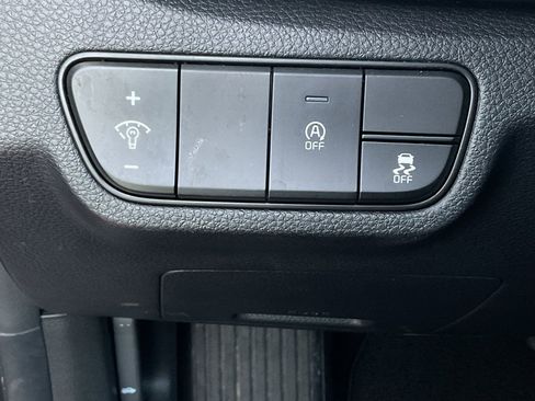 Used 2025 Kia Seltos S image 26