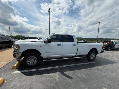 Used 2024 RAM 3500 Big Horn AWD/4WD image 2