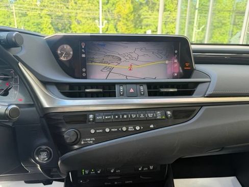 Used 2020 Lexus ES 350 w/ Premium Package FWD image 15