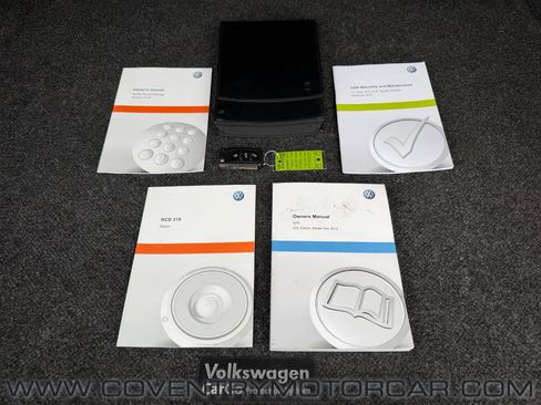 Used 2012 Volkswagen Golf 4-Door image 14