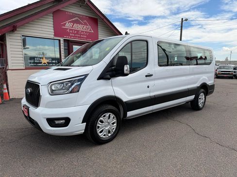 Used 2023 Ford Transit 350 XLT image 4