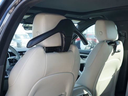 Used 2026 Jaguar F-PACE R-Dynamic S AWD/4WD image 22