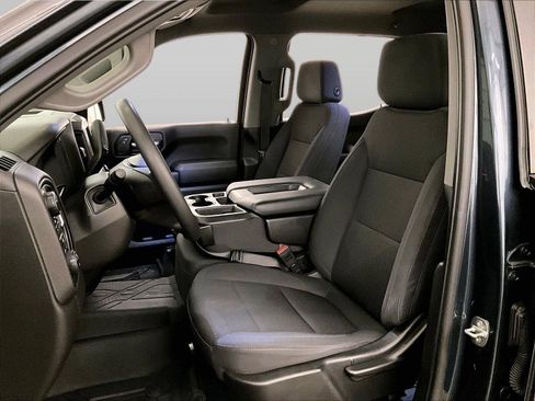 Used 2020 Chevrolet Silverado 1500 Custom w/ Custom Value Package image 24