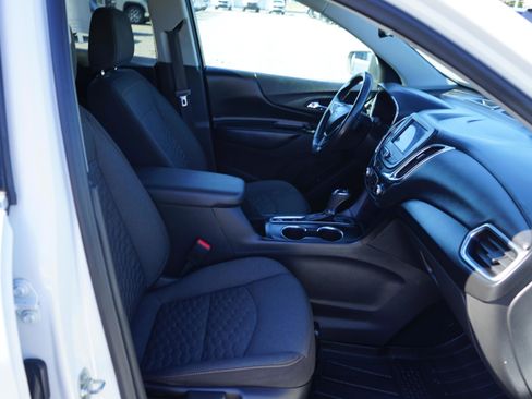 Used 2020 Chevrolet Equinox LT AWD/4WD image 24