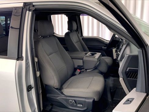 Used 2016 Ford F150 XLT w/ Equipment Group 302A Luxury RWD image 16